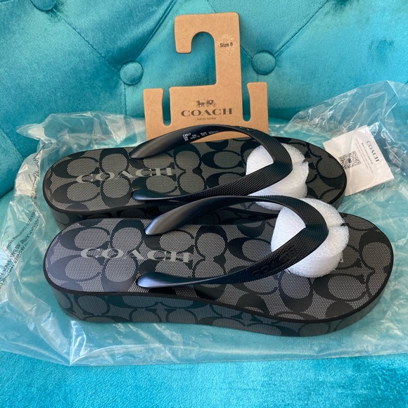 Coach flip flop sandals - Picture 1 of 4